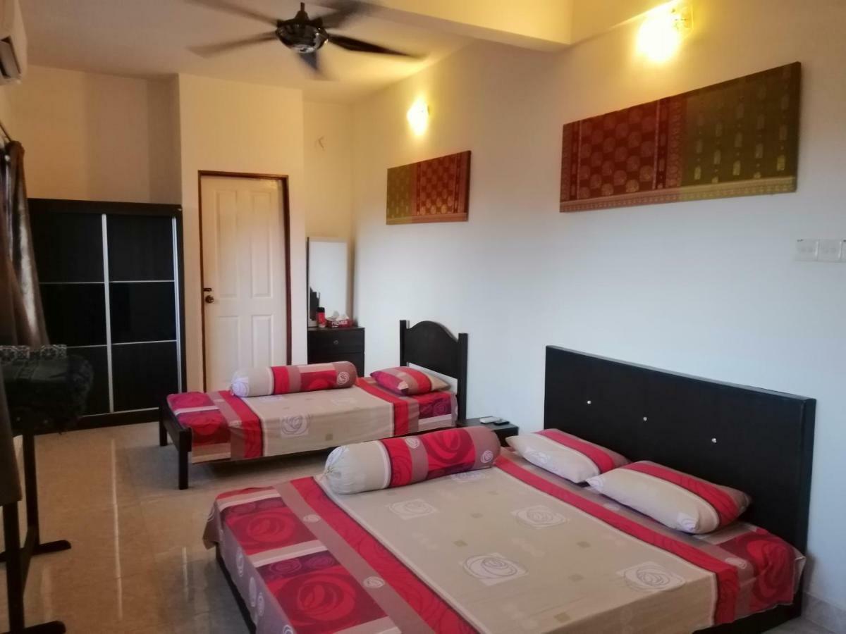 Formula One Bed And Breakfast F1 Sepang Klia Klia2 Kuala Lumpur International Airport Transit Nilai Exterior foto